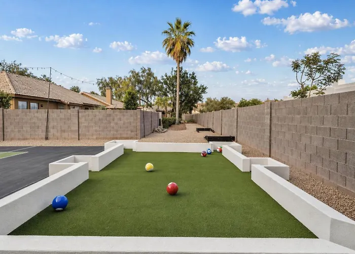Luxe 5br Sleeps 16 Pool Hot Tub 2 Game Holiday home Mesa