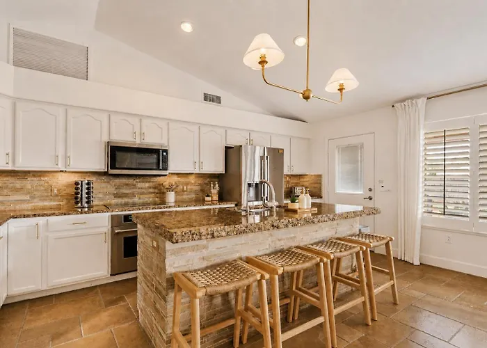 Holiday home Luxe 5br Sleeps 16 Pool Hot Tub 2 Game Mesa