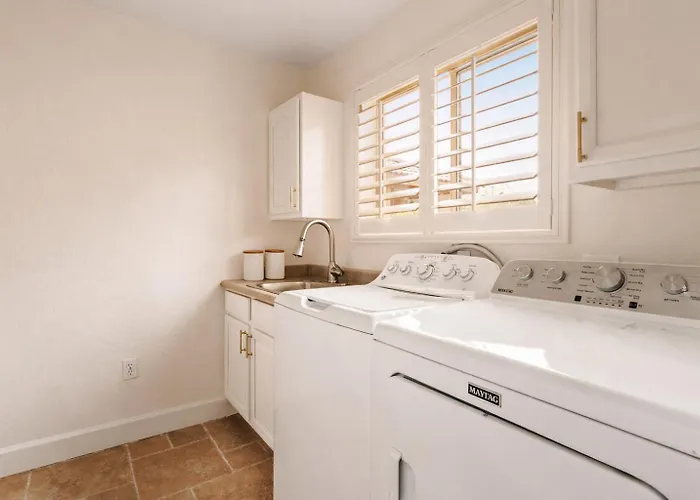 Holiday home Luxe 5br Sleeps 16 Pool Hot Tub 2 Game Mesa